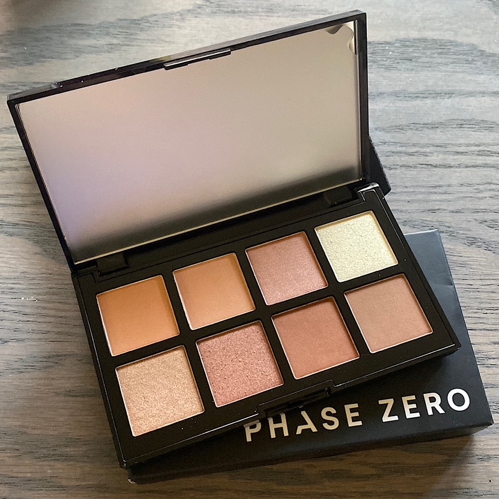 PHASE ZERO Neutral eyeshadow palette BEAUTIFUL
